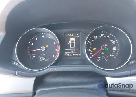 2016 Volkswagen Passat 1.8T S z USA, uszkodzony, nr VIN 1VWAS7A3XGC051124